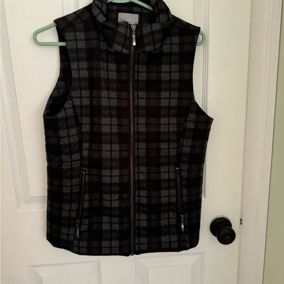 Best - Picture 2 of 4